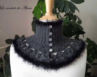 Dark gray neck circumference of Victorian style!