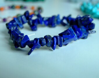 Elastic bracelet of natural lapis lazuli