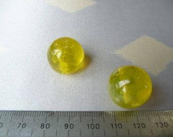 Set of 2 vintage yellow glass beads