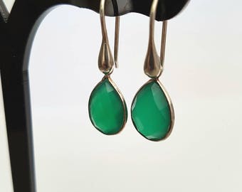 GEMSTONE - Crochet earrings in 925 Silver with a green onyx gemstone