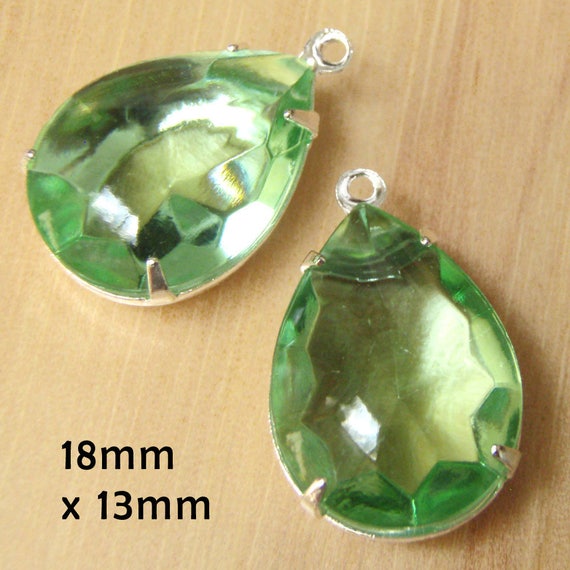 peridot green sheer vintage rhinestone earrings or pendant jewels are 18x13mm teardrops