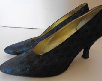 Vintage 70s 80s Peacock Fabric Delman High Heel Shoes 6 Medium
