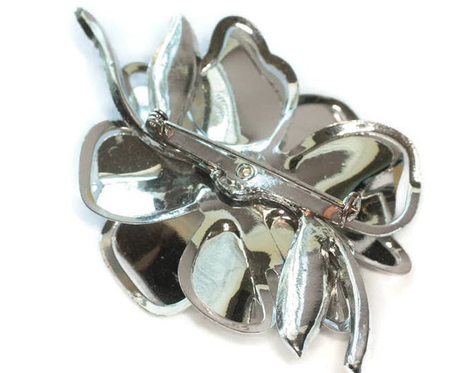 Mod Silver Tone Floral Brooch Faux Pearl Dimensional Vintage