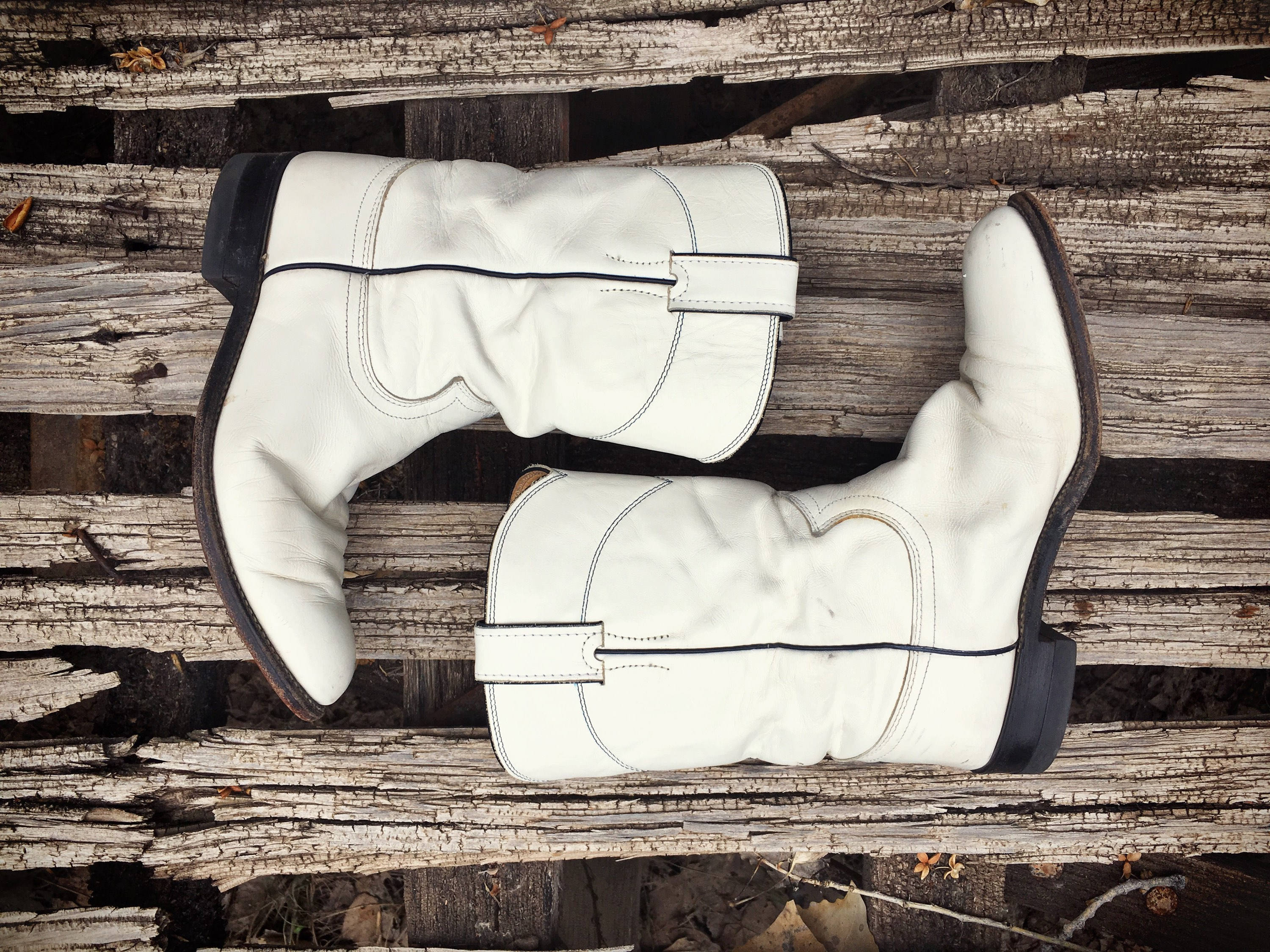 Vintage Justin roper white cowboy boots Women's Size 8 cowgirl boots