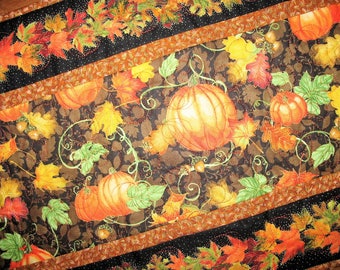Fall Table Runner, Thanksgiving, Autumn, handmade, quilted, fall leaves, pumpkins, birds, horn a plenty, Wall hanging