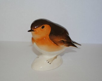 Beautiful Robin - Russian Authentic Lomonosov Fine Porcelain figurine.The little bird from Russia. Great quality gift. Mint. Marked.