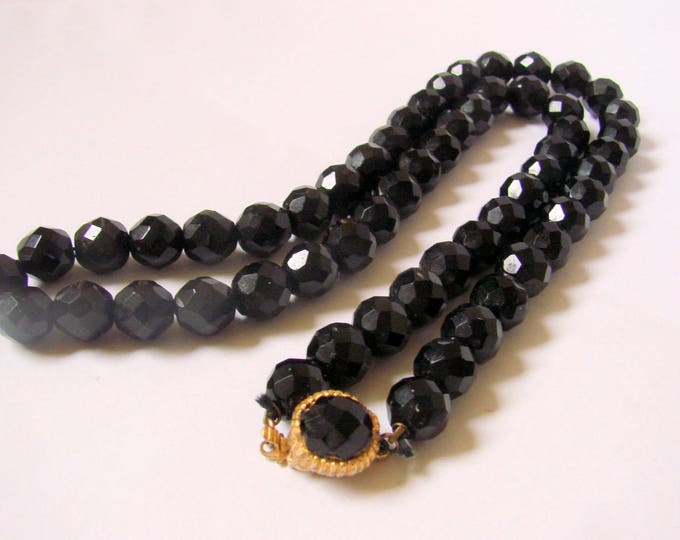 60s Basic Black Glass Bead Necklace / Black Faceted Glass Beads / Ornate Clasp / Vintage Jewelry / Jewellery