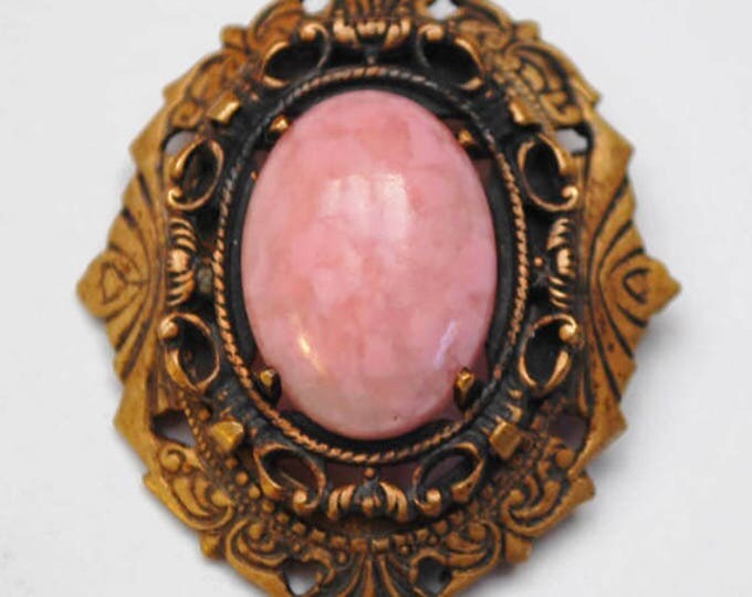 Victorian Pink Art Glass Gold Brooch - Ornate Brass gold Metal - Oval shape - Pink art glass Cabochon