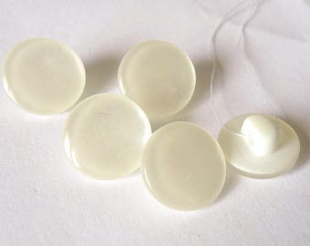 5 round white mother of Pearl buttons creating haberdashery 1.2 cm buttons to garment for jewelry