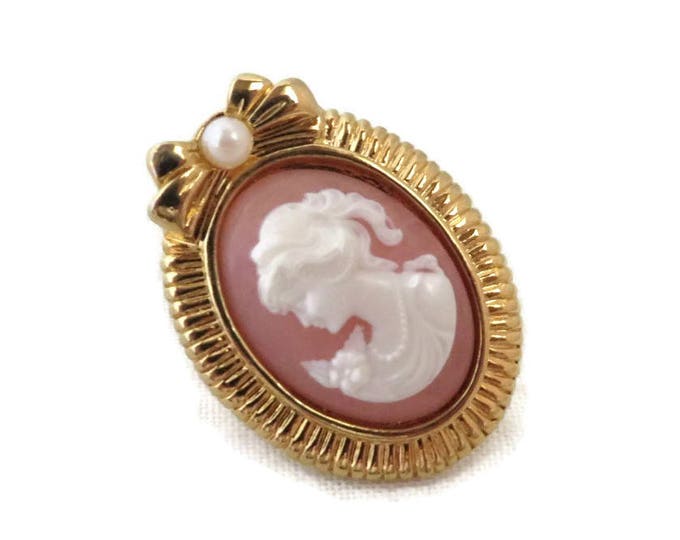 Cameo Lapel Pin, Vintage Tie Tac, Hat Pin, Gold Tone Faux Pearl Pin