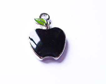 X 1 black enamel Apple 11X17mm