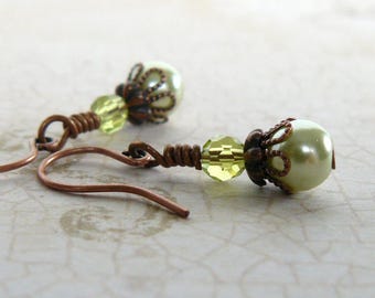 Small Light Green Pearl Earrings, Pale Green Pearl Dangles, Lime Glass Pearl and Crystal Beaded Earrings, Vintage Style Jewelry
