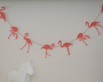 Guirlande avec jolis flamant rose