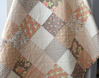 Rustic Quilt, Rustic Floral Quilt, Beige Patchwork, Beige Quilt, Patchwork Quilt, Homemade Quilts, Rustic Wedding Gift, Rustic Throw Blanket