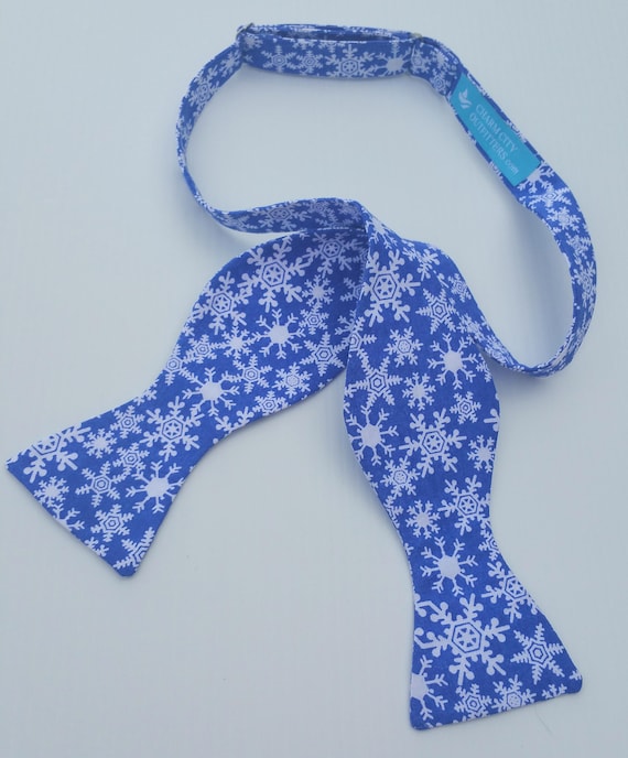 Winter Christmas Holiday Snowflake Bow Tie Adjustable Blue Novelty Self Tie