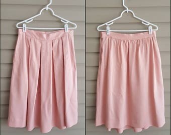 Tony Lambert Vintage 80's women's size 12 pastel salmon pink knee length pleated tennis skirt
