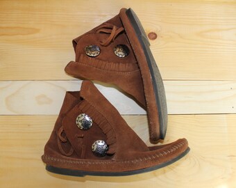 Womens Minnetonka Moccasin