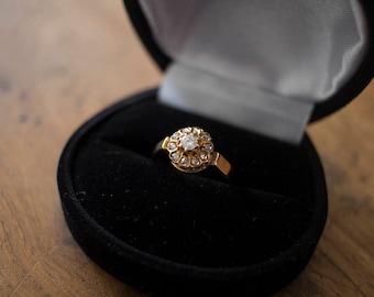 Beautiful antique engagement ring rose gold diamonds