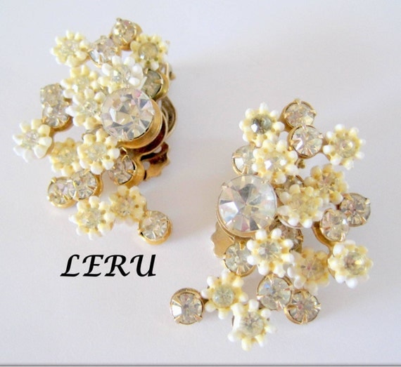 Leru Floral Earrings - White Flower - Rhinestone Centers - Clip Ons - Pearled Nuggets - BOOK PIECE