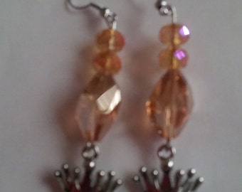Fairy Tale Collection Queen of Hearts Crowns Earrings