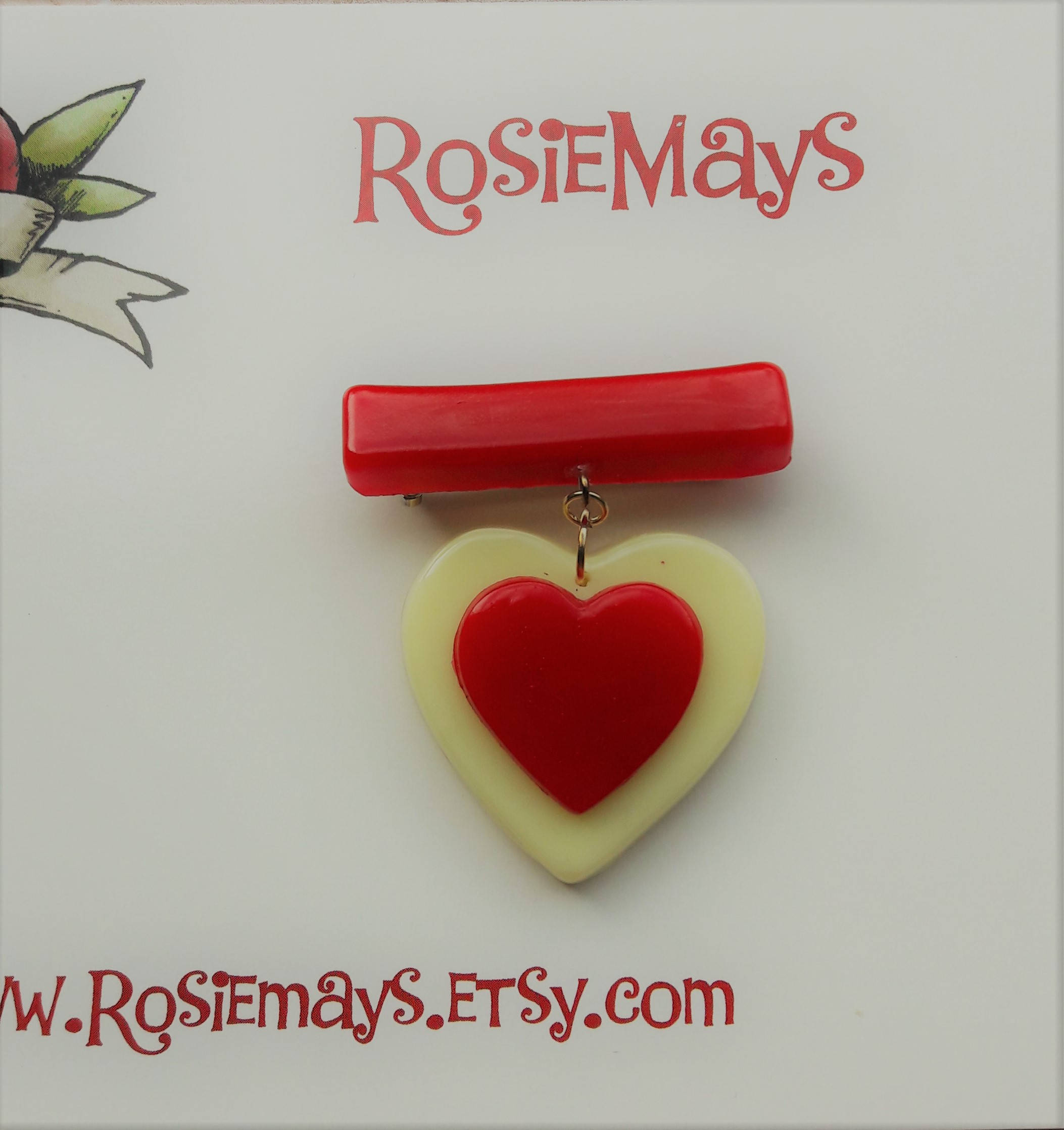 Bakelite Style Sweetheart Brooch40s 50s Inspired