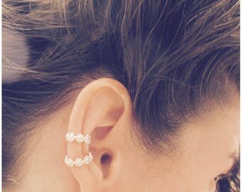 Flower Ear Cuff No Piercing, Sterling Silver Earring Cuff, Conch Cuff Earring, Non Pierced Silver Earcuff, 90s Jewelry, Fake Conch Ring