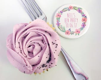 Personalised Hen Party Pins Badge - Floral badges, Wedding Badges, Bride badge, Hen Party Badges, Bridal Party Badges, Bridal Party Gifts