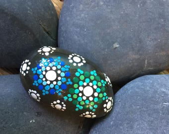 Dotted Egg-Blue & Green