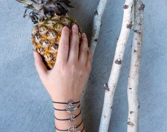 Bracelets simply style adjustable - Free delivery in the world - friendship bracelets - Bohemian bracelets - bff bracelets - one size fits all