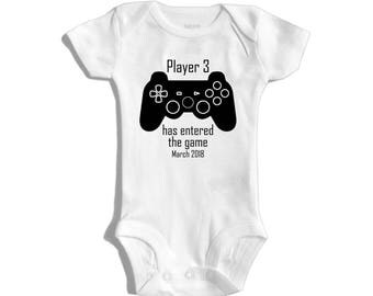 Player 3 has entered the game - Pregnancy announcement shirt - Pregnancy gift - Pregnancy reveal - Baby shower gift - Gift for gamers