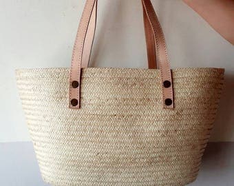Straw bag genuine leather handles.Handwoven wicker bag. Market bag. Basket tote. Picnic bag. Basket bag. Beach bag. Summer bag. Garden bag.
