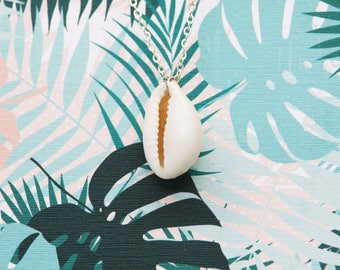Silver cowrie shell necklace / shell silver necklace