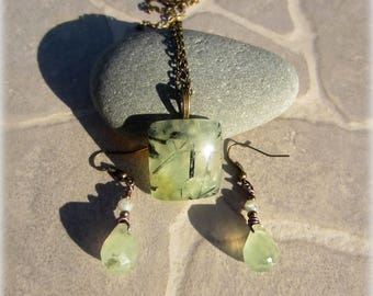 Bronze adornment prehnite on epidote