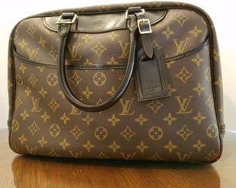 Louis Vuitton Monogram Deauville Hand Bag