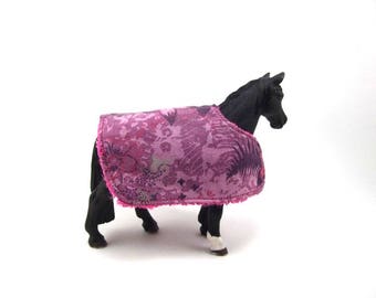 Toy horse blanket