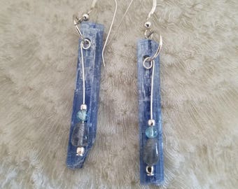 Blue Kyanite Earrings, Healing jewelry, Gemstone Earrings, Kyanite, Labradorite, Apatite