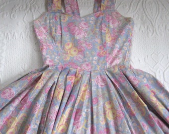 Laura Ashley dress . vintage floral Dress . boned tea dress . pink rose dress . Laura Ashley . tea time dress