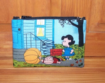 Charlie Brown Snoopy Zippered Pouch