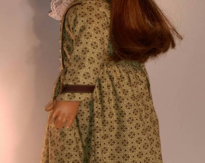 Pretty sage greencolonial dress with dark green print for 18 inch dolls fits dolls like American girl