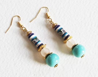 Boucles d'Oreilles Ethnique Chic - Afrique Bleue - Perles Céramique, Quartz Blanc, Métal doré - Bijoux créateur, fait-main, pièce unique