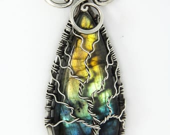 Labradorite Tree of life pendant Sterling silver 'Sunny island' - necklace - Labradorite necklace - Healing crystals -Birthstone - Yggdrasil