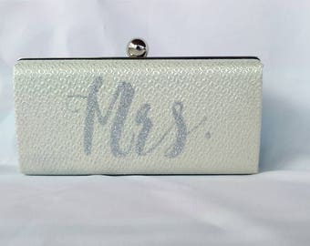 Pearl Monogrammed Wedding box clutch/ Glitter gold purse/ Bridal minaudiere/ Bridal shower gift/ Mrs purse clutch/ Personalized gift for her