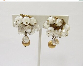 ON SALE Vintage Beaded Cha Cha Earrings Item K # 1048