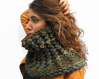 Knit Chunky Infinity Ribbed Cowl Scarf HandKnit Outlander Woodland
