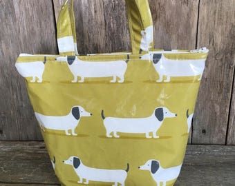 Insulated lunch bag,Cool bag,School bag,Tote bag,Lunch bag,lime dachshund oilcloth