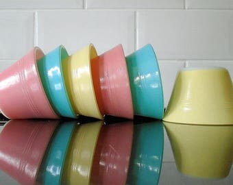 Set of 6 JAJ Pyrex Opal Baking Custard cups / Ramekins