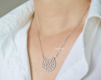 Moon pendant necklace in silver, New moon necklace, Crescent, Geometric, Bridesmaid gift, Everyday necklace, Wedding necklace