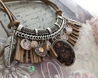 romantic necklace a little bit native American