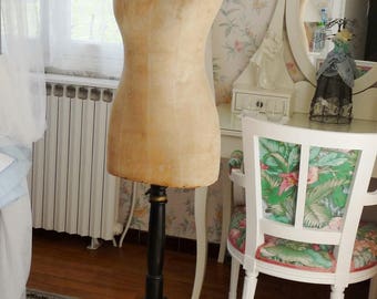 Antique Stockman Mannequin, From Paris, Rare 19th Century Example, Size 34 Bust, 28 Waist and 38 Hip, Very Good Condition With No Woodworm.