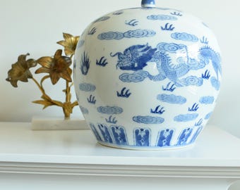 Large Blue and White Ginger Jar - Dragon Ginger Jar - Oriental Style Ginger Jar - Chinese Ginger Jar - Chinoiserie Ginger Jar - Chinois Jar